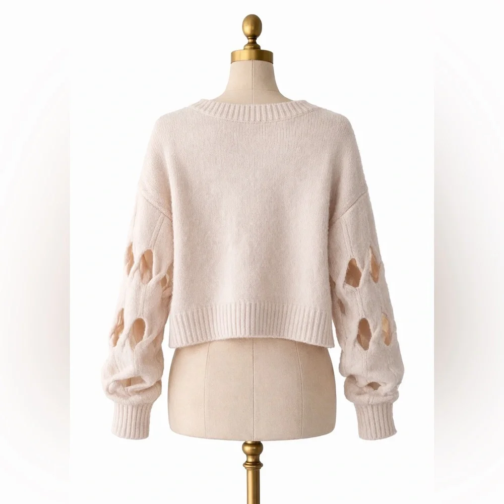 NWT Urban Outfitters | Silence + Noise Cream Cutout Sweater Sz S